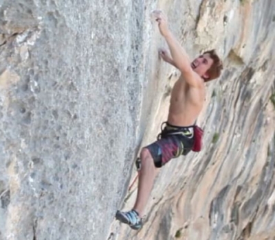 VIDEO: Seb Bouin encadena «Mangarbo» (9a+)