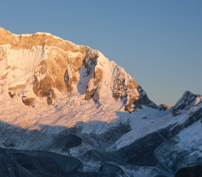 «Ante todo»: Nacho Vasquez y Martín Contreras escalan una nueva ruta en nevados de  Huascaran (6768 m)