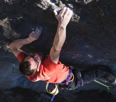 Will Bosi encadena »King Capella» en Siurana.